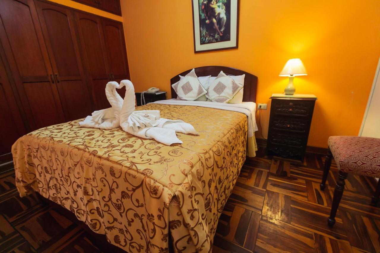 Hotel Suite Plaza Trujillo Extérieur photo