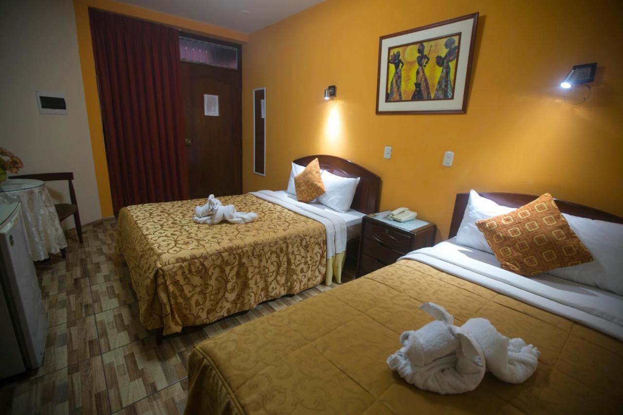Hotel Suite Plaza Trujillo Extérieur photo