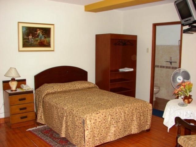 Hotel Suite Plaza Trujillo Chambre photo